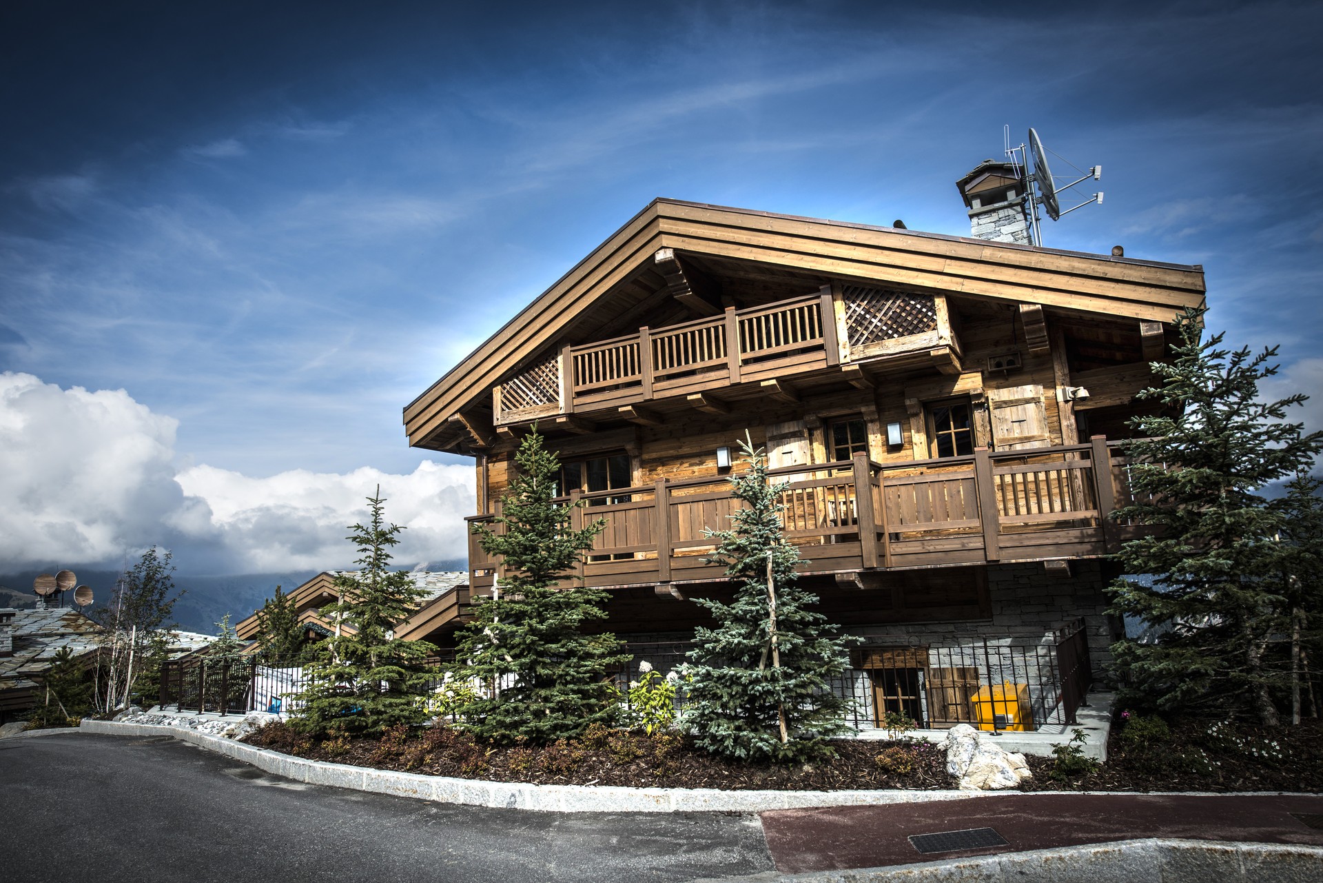 ECC-realisation-Chalets-de-la-Voliere-Courchevel-003