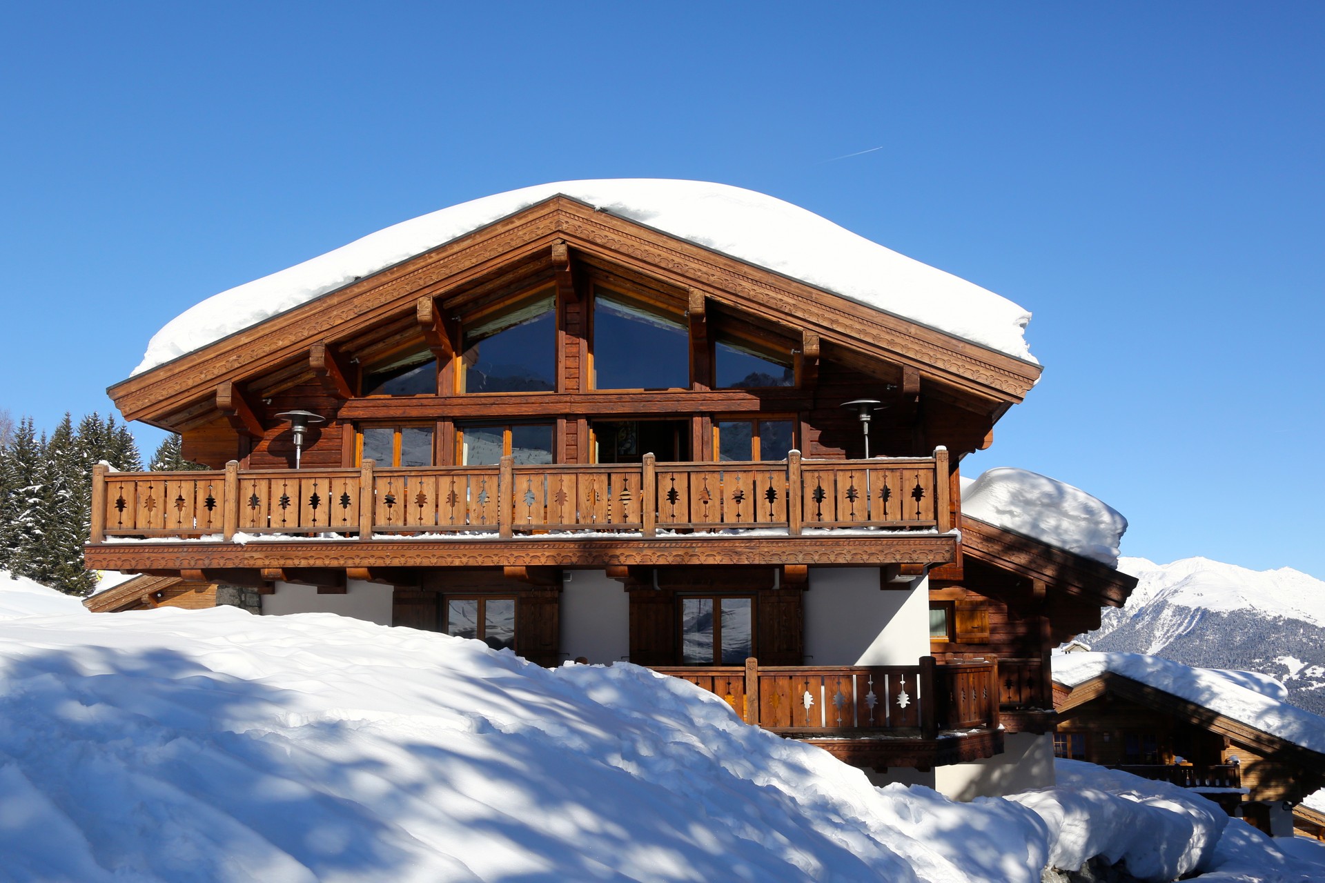 ECC-realisation-chalets-du-bouthan-Courchevel-002